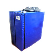Protezioni per impianto polivalente trasportabile (vedi art.4933). realizzate in resina poliuretanica a sagomatura speciale e rivestimento PVC lavabile. Prezzo coppia 